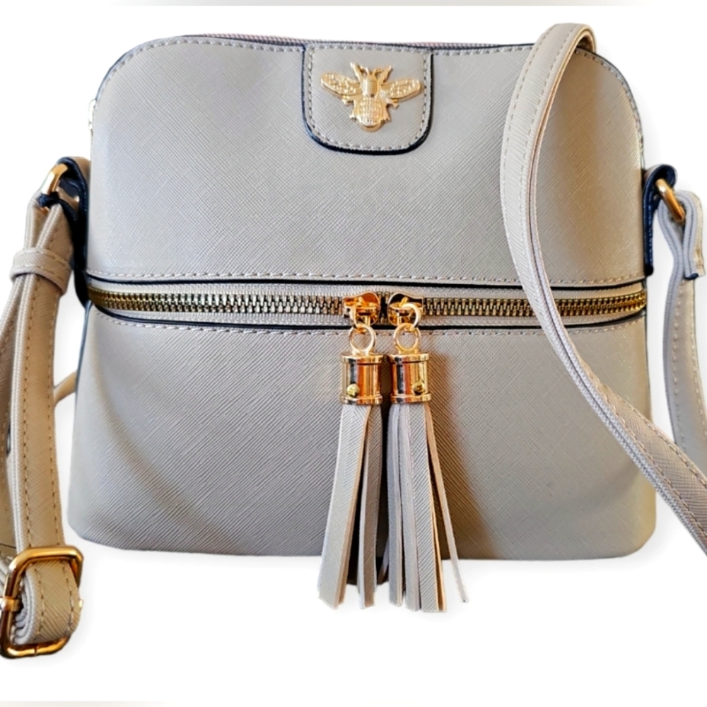 NWT DELUXITY MEDIUM CROSS BODY BAG WITH TASSEL